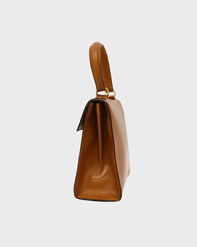 CELINE ガンチーニ金具レザー2Wayチェーンバッグ CELINE セリーヌ マンテル ガンチーニ チェーン レザー コーナー