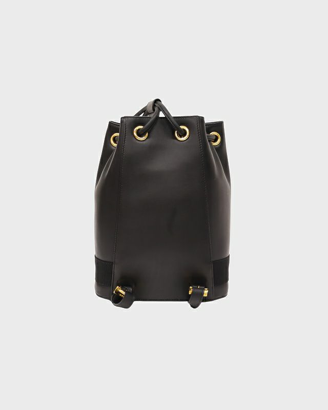 Ferragamo VARA金具レザー巾着リュックサック | Hedy