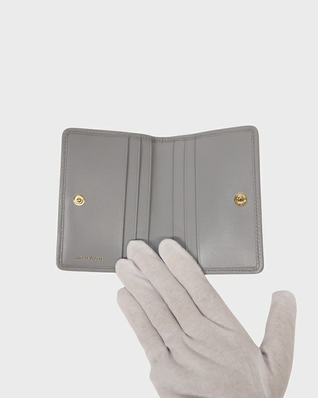 ♡Miu Miu♡可愛いマテラッセカードケース♡ 楽天市場】MIU MIU ミュウミュウ カードケース マテラッセレザー