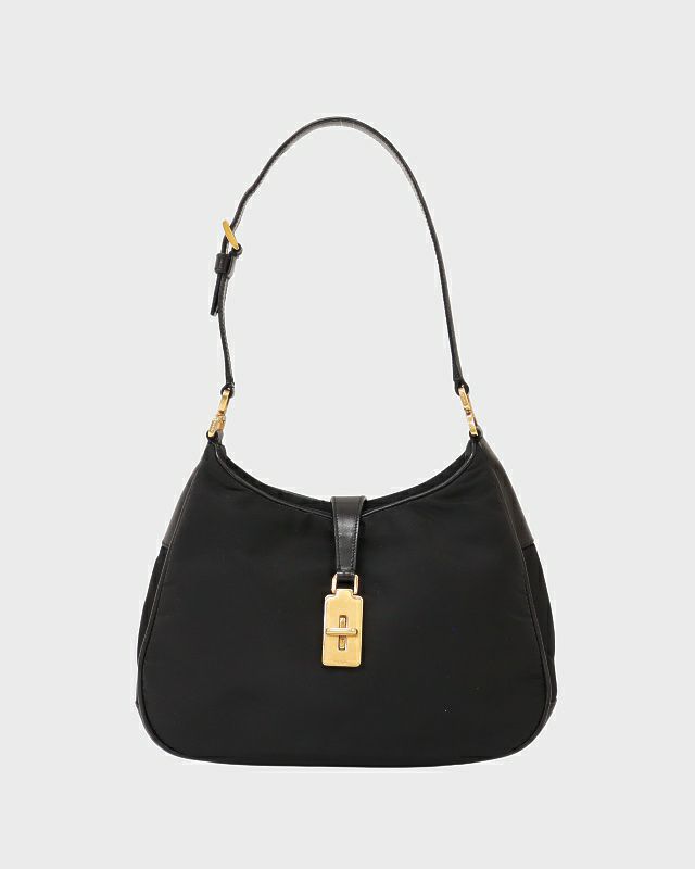 PRADA ナイロン×レザー　レディース　ショルダーバッグ　斜めがけ　三角ロゴ PRADA ショルダーバッグ ナイロン 三角ロゴプレート レザー