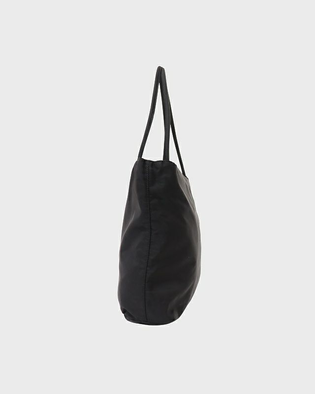 PRADA 三角ロゴ金具ナイロントートバッグ | Hedy