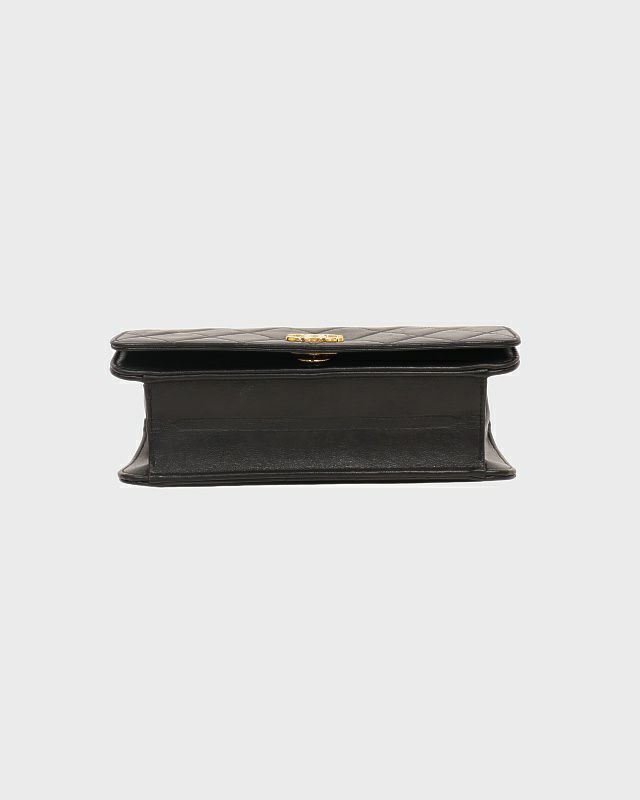 ★極美品★　CHANEL　ミニ　マトラッセ　プッシュロック　ショルダーバッグ CHANEL/シャネル】 ミニマトラッセ プッシュロック チェーン