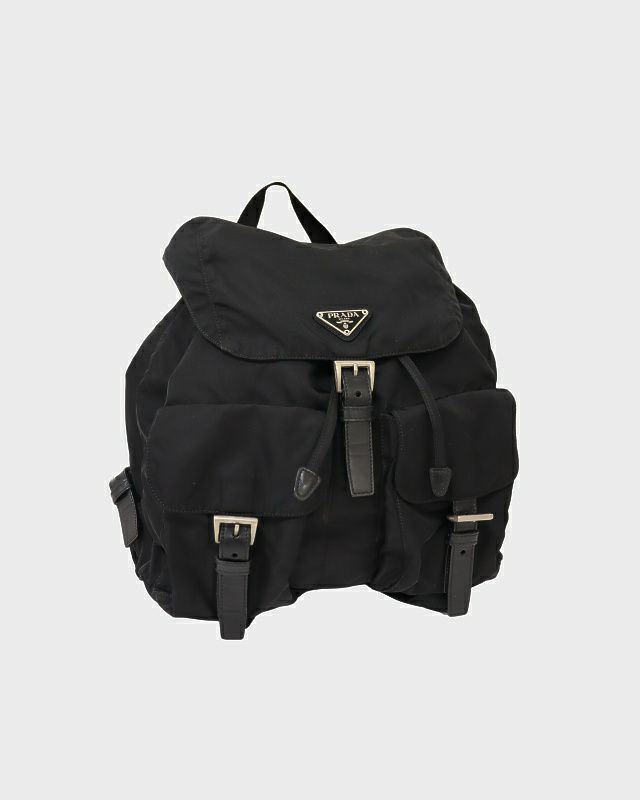 PRADA 三角ロゴ金具ナイロンリュックサック | Hedy