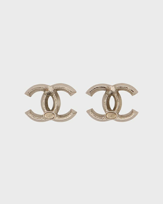 CHANEL ロゴ　ラインストーン　ピアス CHANEL□シャネル ラインストーン×シルバー COCOマーク ピアス