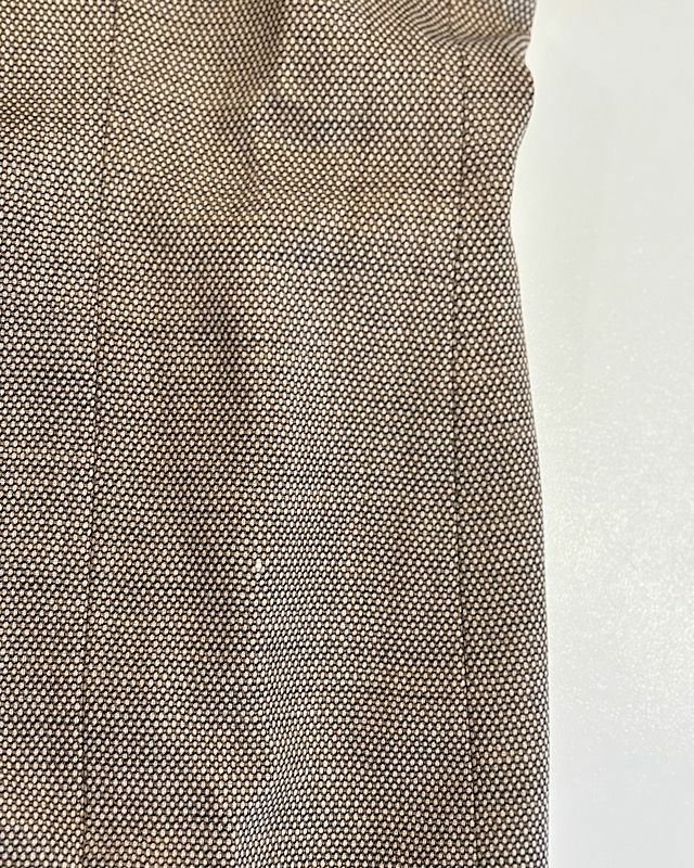【未使用　タグ付】エンポリオアルマーニ　ノーカラージャケット　ベージュ EMPORIO ARMANIノーカラージャケット | Hedy