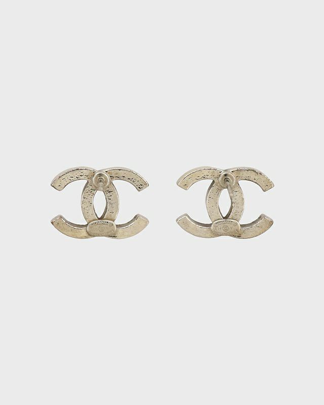 Myday公式アカウント01さま専用CHANEL ラインストーンピアス片耳 Myday公式アカウント01さま専用CHANEL ラインストーンピアス片耳