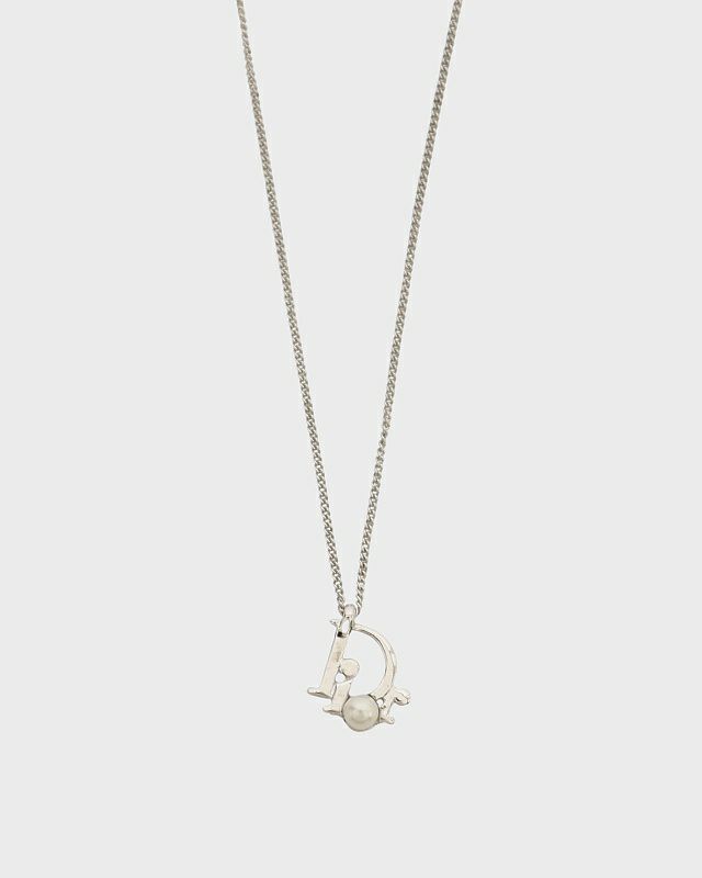 DIOR ロゴパールネックレス | Hedy