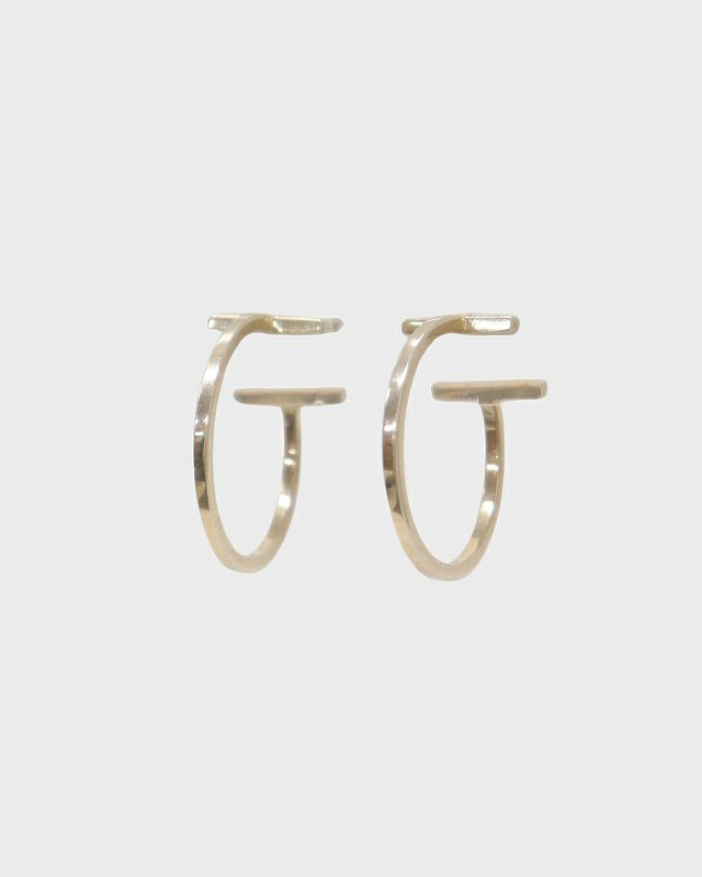 TIFFANY&CO. Tワイヤーフープピアス | Hedy