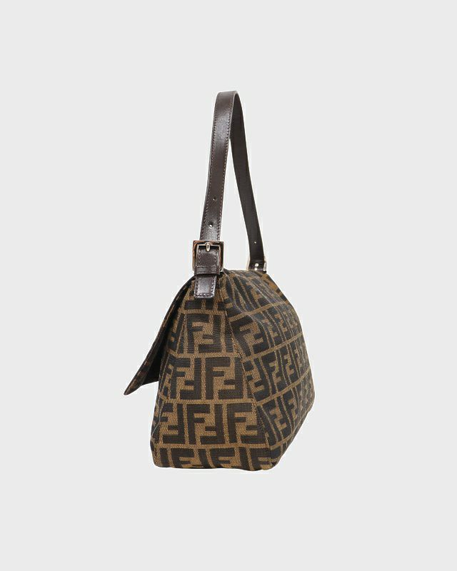 Fendi ブラック マンマバケット FENDI ズッカ柄 希少ブラック金具 マンマバケット ショルダー