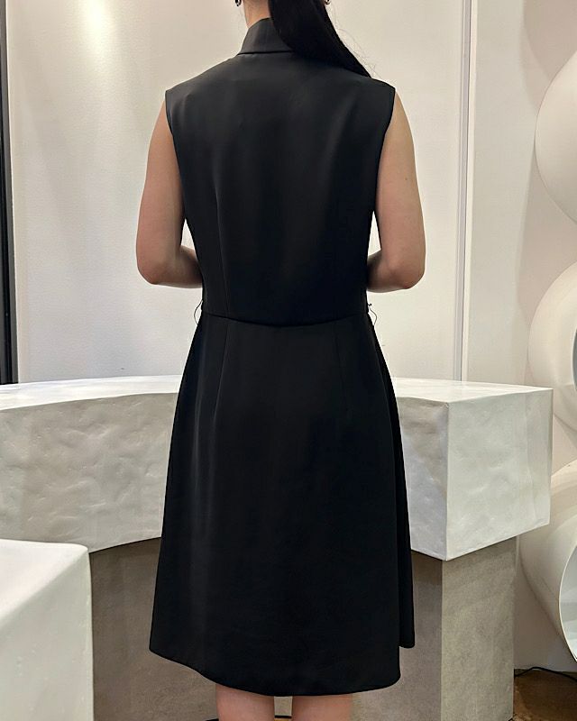 プラダ ノースリーブワンピース ブラック PRADA ノースリーブワンピース | Hedy