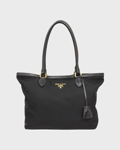 PRADA 三角ロゴ金具キルティングナイロンチェーントートバッグ