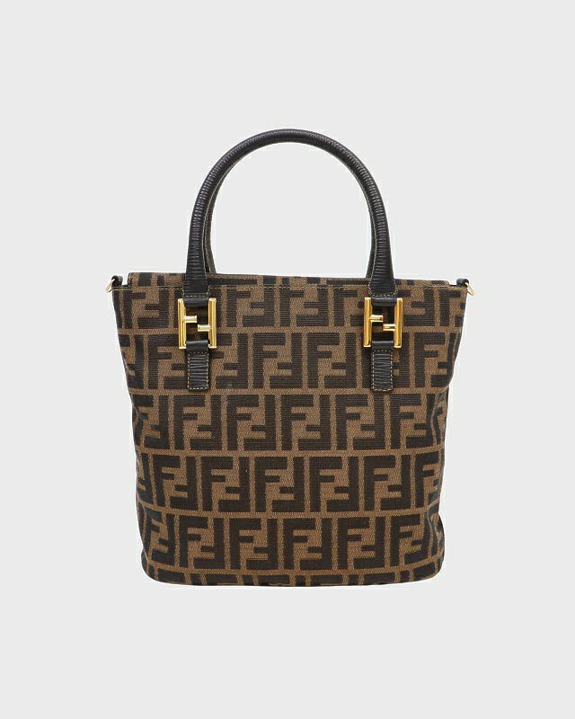 FENDI ズッカ　トートバッグ　大容量　ナイロン　ロゴ　チャーム　ブラック 楽天市場】【バッグ】FENDI フェンディ ズッキーノ ズッカ柄