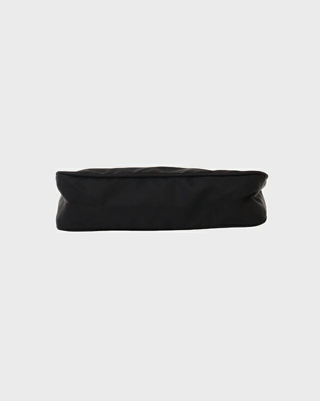 入手困難　 ワンショルダー 三角ロゴ ナイロン レザー PRADA 三角ロゴ金具ナイロンワンショルダーバッグ | Hedy