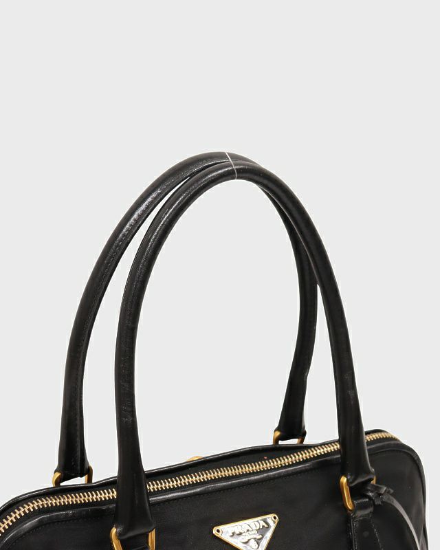 PRADA TESSUTO LLO 三角ロゴ 金ハンドル メルちゃん専用 PRADA 三角ロゴ金具ナイロンレザーハンドバッグ | Hedy
