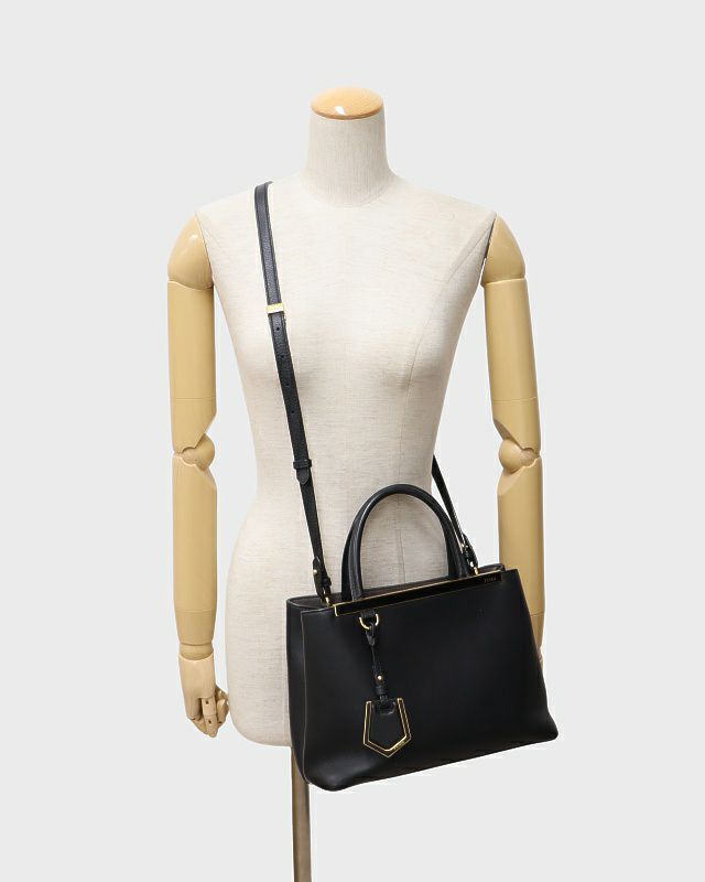 早い者勝ち！入手困難【Fendi】トゥージュール　バッグ　トープ　ストラップ付き FENDI トゥージュール | Hedy