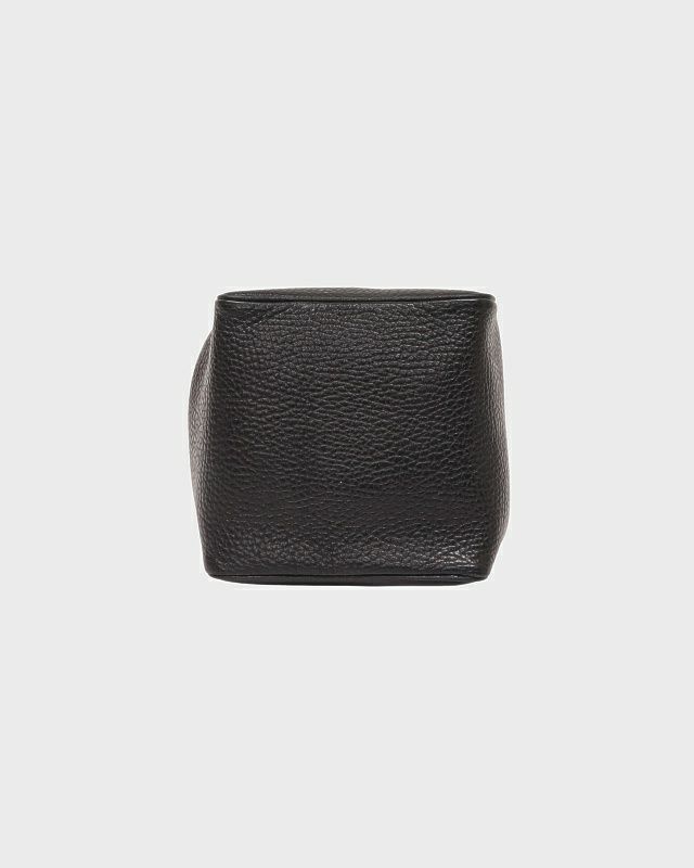 希少 保存袋付 ディオール ヴィンテージ CD レザー ミニ ハンドバッグ. DIOR CDオーバルレザーミニハンドバッグ | Hedy