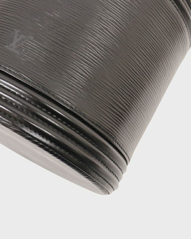 ※美品※ 　LOUIS VUITTON エピ カンヌ LOUIS VUITTON ルイヴィトン カンヌ 赤 レッド エピ バニティ