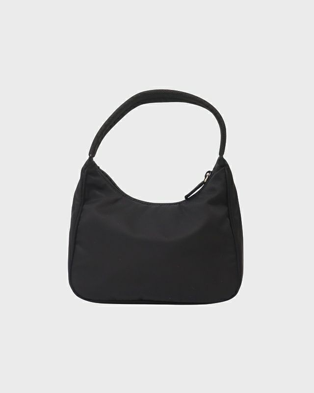 ボストンバッグ ブラック 三角ロゴ ナイロン 肩がけ ボストンバッグ ブラック 三角ロゴ ナイロン 肩がけ 大人気] プラダ