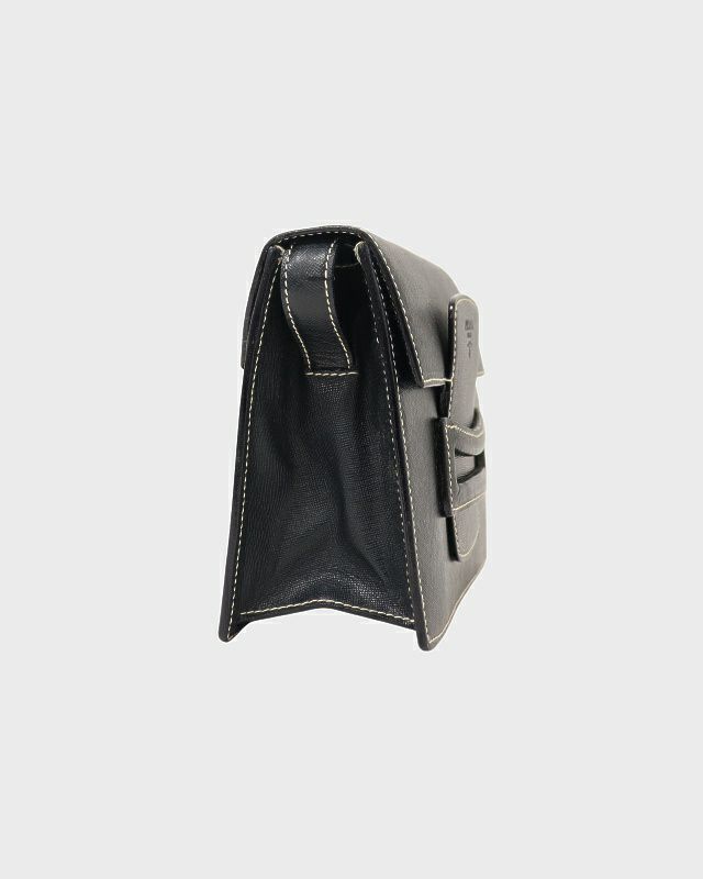 PRADA ロゴ刻印サフィアーノレザーショルダーバッグ | Hedy