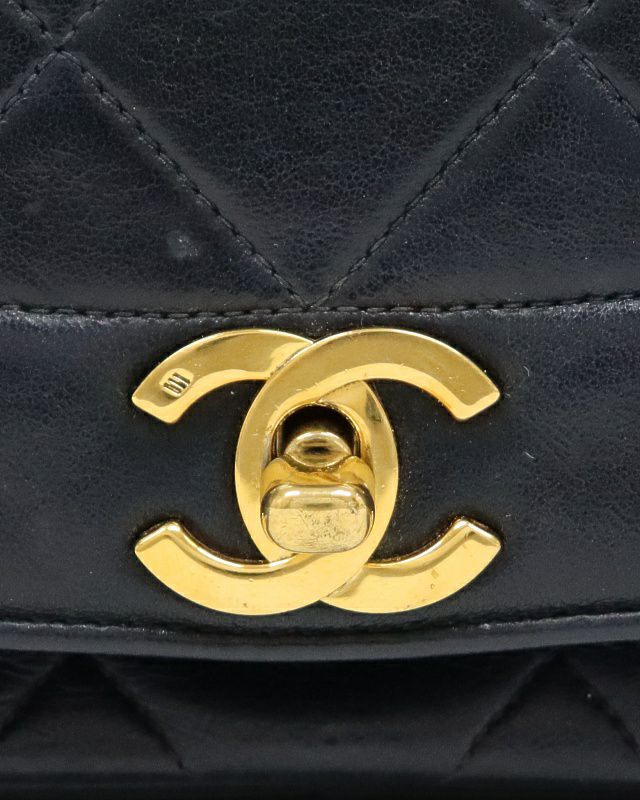 CHANEL ダイアナフラップマトラッセチェーンショルダーバッグ | Hedy