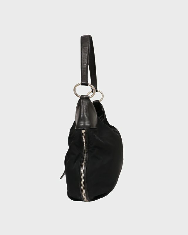 プラダ ハンドバッグ ワンショルダーバッグ ナイロン レザー 三角ロゴ 肩掛け 入手困難 ワンショルダー 三角ロゴ ナイロン レザー PRADA 三角ロゴ