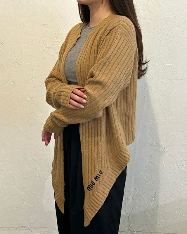 韓国アイドル着用miu miu ロゴカーディガン MIU MIU - 【美品】 miu miu / ミュウミュウ | logo virgin wool