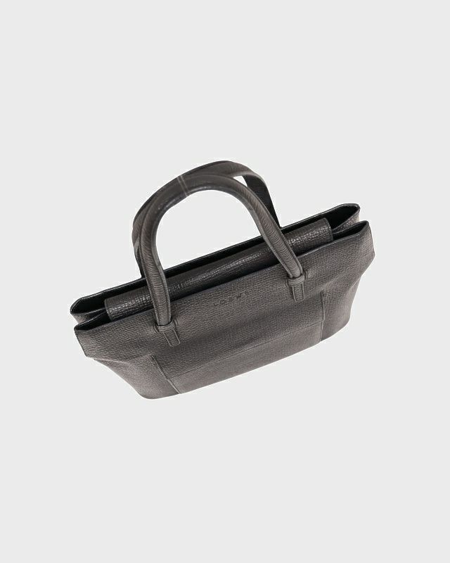 LOEWE ロゴ刻印レザーハンドバッグ LOEWE ロゴ刻印レザー2Wayバッグ | Hedy