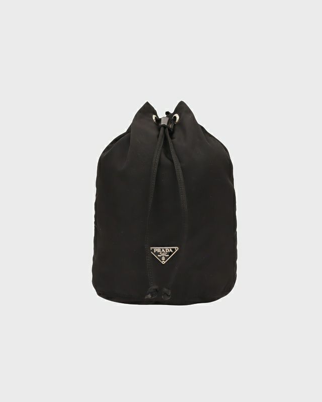 PRADA 三角ロゴ金具ナイロン巾着ポーチ PRADA 三角ロゴ金具ナイロン巾着ポーチ | Hedy