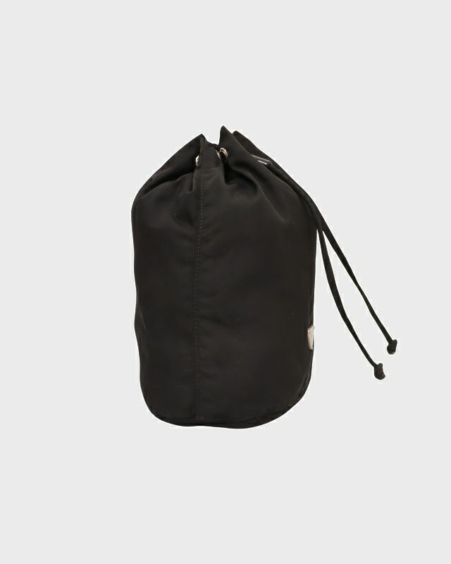 美品》PRADA プラダ 巾着 ポーチ ハンドバッグ ナイロン ブラック