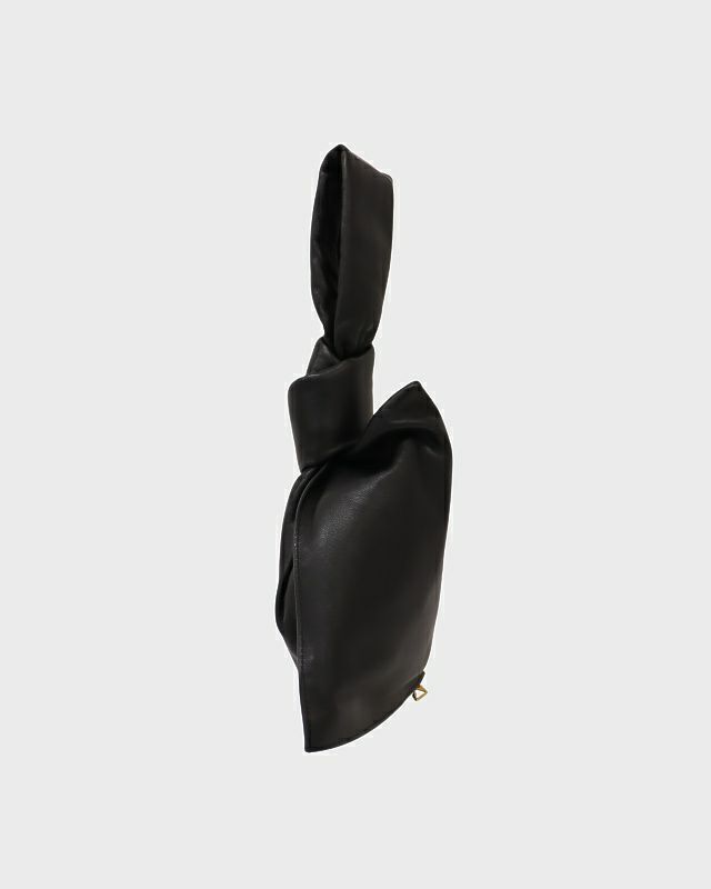BOTTEGA VENETA（ボッテガヴェネタ）ミニザツイスト　ブラック BOTTEGA VENETA ミニザツイスト | Hedy
